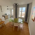 Spacieux Et Lumineux Centre Jaude 100m2 *