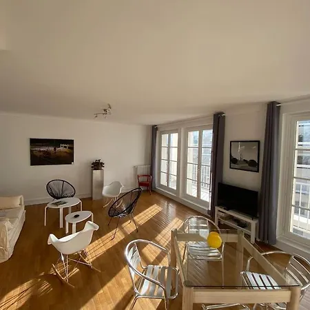 Spacieux Et Lumineux Centre Jaude 100m2 *