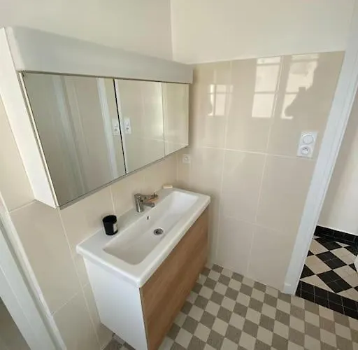 Spacieux Et Lumineux Centre Jaude 100m2 Apartament *